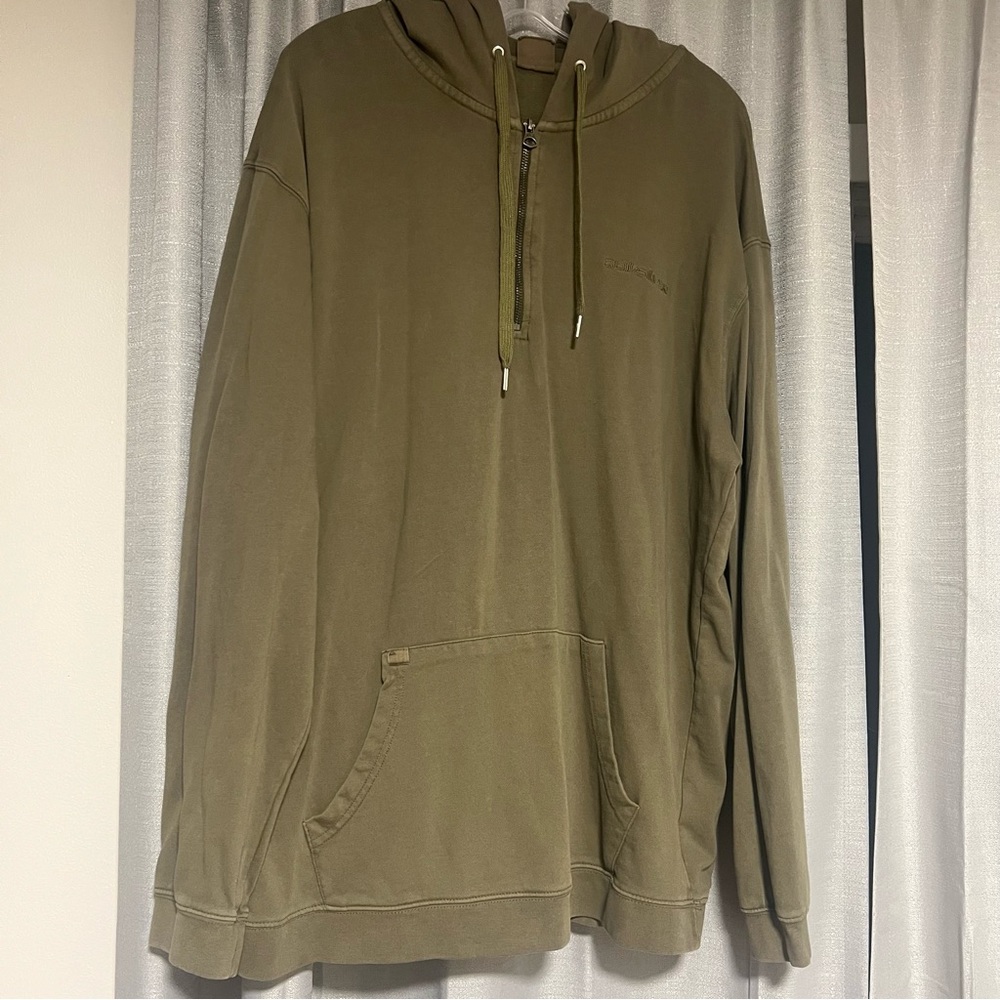 QUIKSILVER sweater